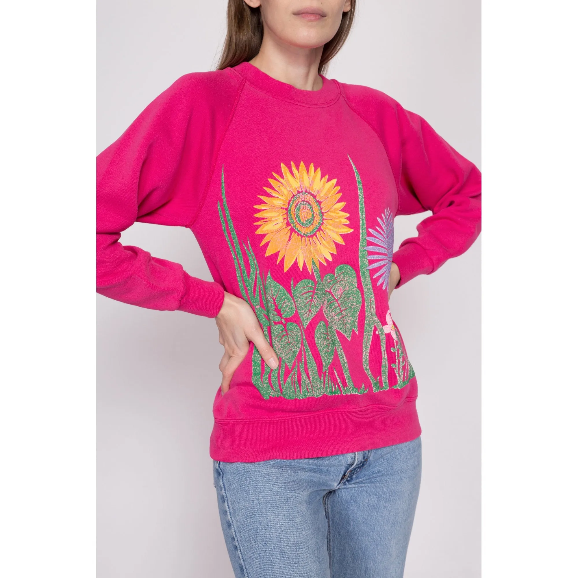 80s Hot Pink Flower Garden Sweatshirt - Medium