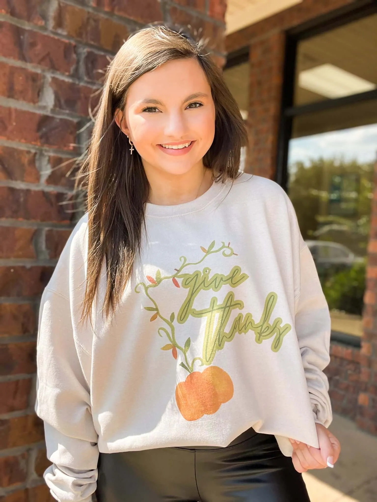 Give Thanks Graphic Sweatshirt
